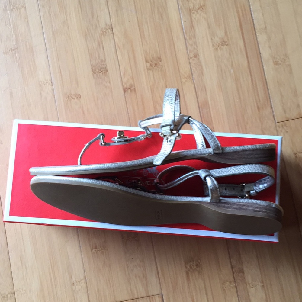 Coach sandals . Free gifts 🎁 with purchase - Picture 8 of 8